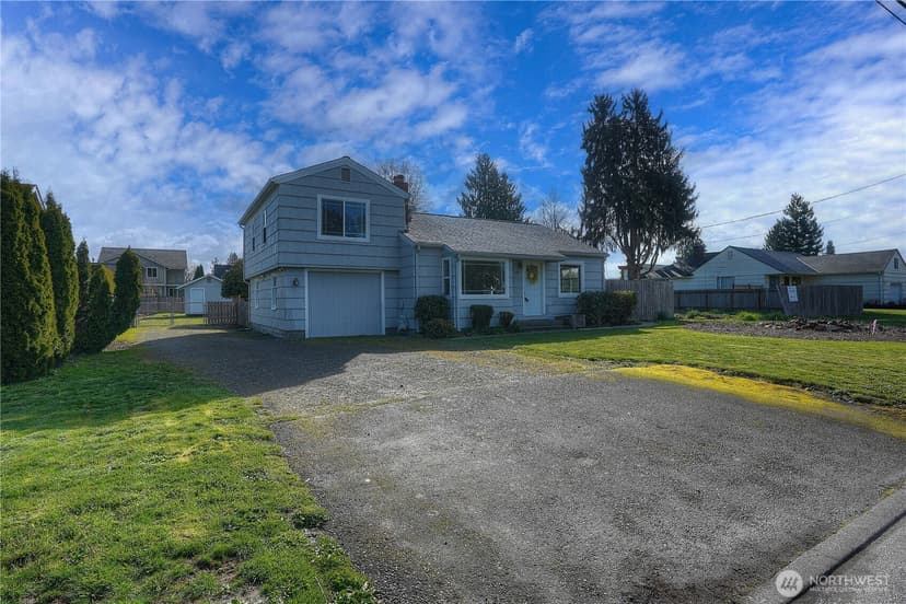 Property photo for 407 18th Street SW, Puyallup photo 2