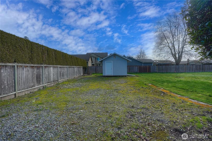Property photo for 407 18th Street SW, Puyallup photo 37