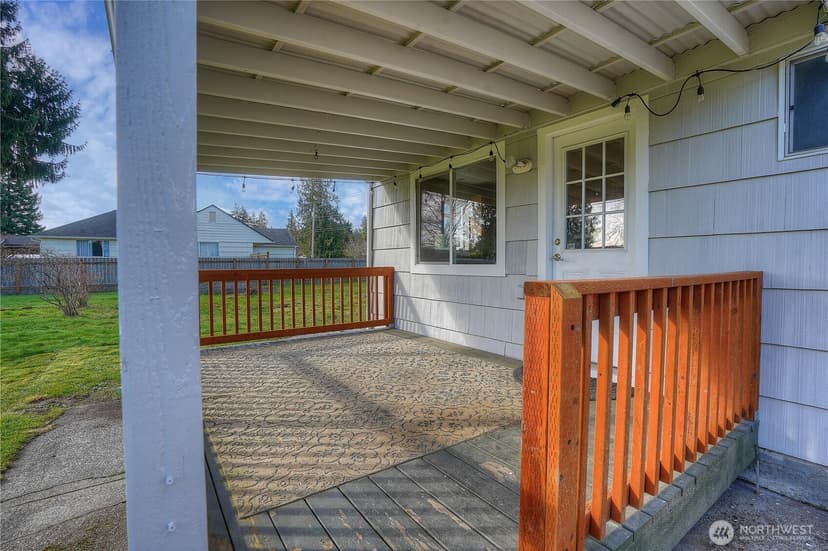 Property photo for 407 18th Street SW, Puyallup photo 32