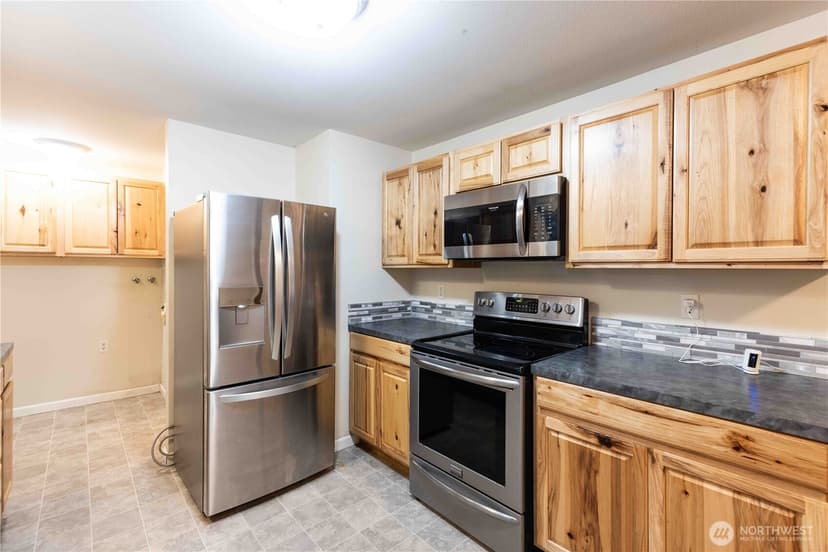 Property photo for 9020 Wyvern Drive SE, Port Orchard photo 11