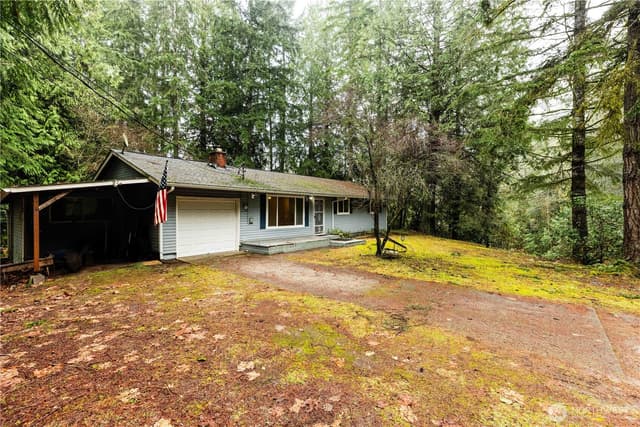 Property photo for 9020 Wyvern Drive SE, Port Orchard photo 2