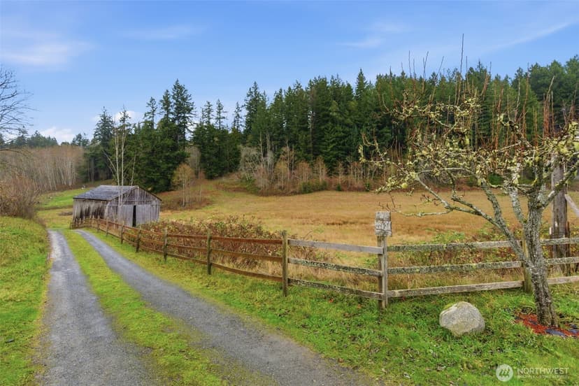 Property photo for 22628 Holgar Court NE, Poulsbo photo 4