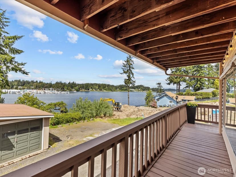 Property photo for 2540 E Phinney Bay Place, Bremerton photo 14