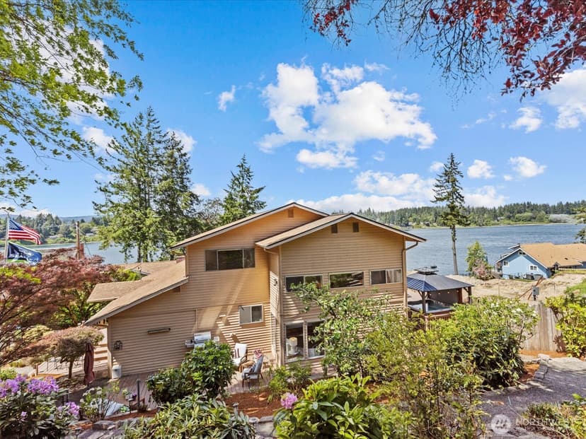 Property photo for 2540 E Phinney Bay Place, Bremerton photo 37