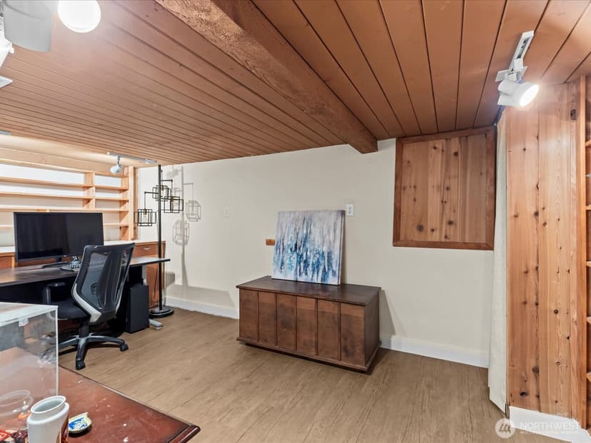 Property photo for 2540 E Phinney Bay Place, Bremerton photo 27