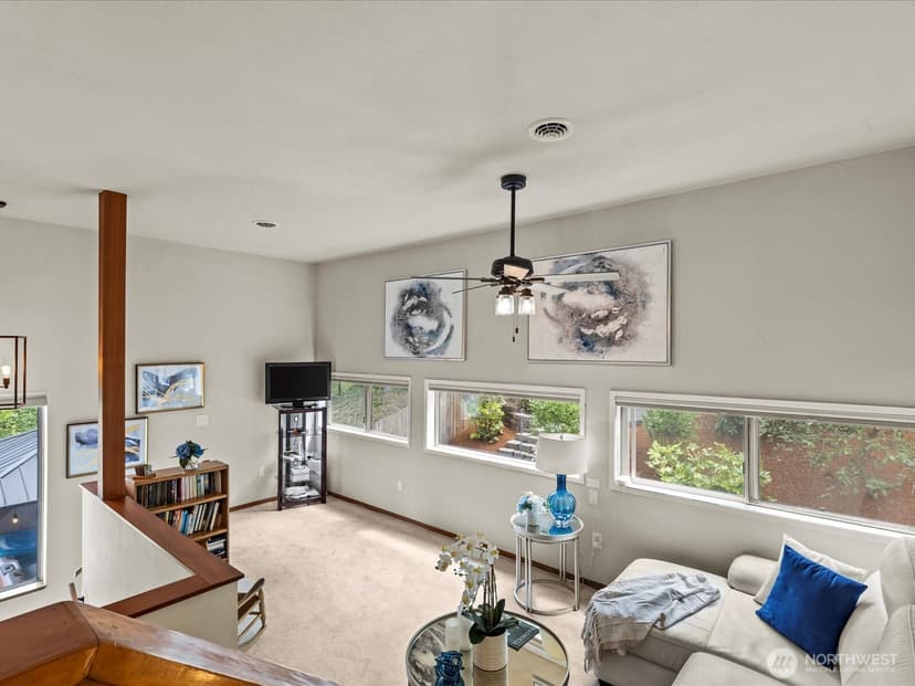 Property photo for 2540 E Phinney Bay Place, Bremerton photo 29