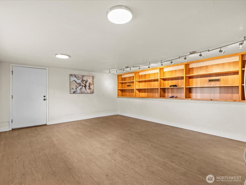 Property photo for 2540 E Phinney Bay Place, Bremerton photo 23