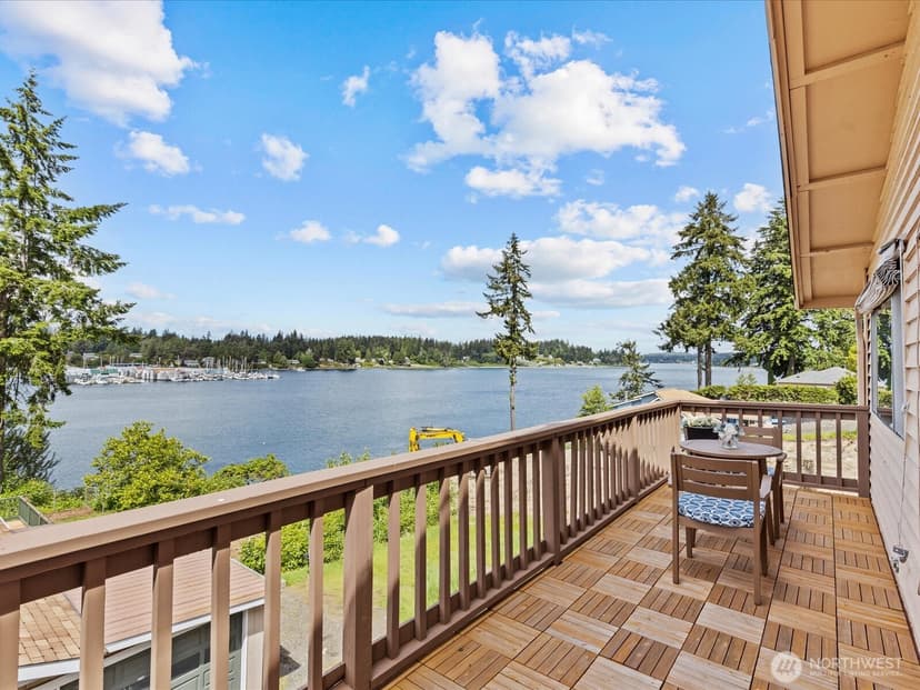 Property photo for 2540 E Phinney Bay Place, Bremerton photo 33