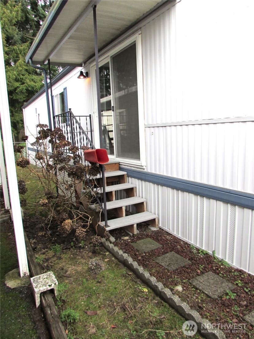 Property photo for 11622 SILVER LAKE Road #SP 93, Everett photo 7