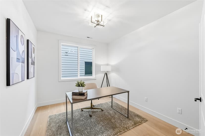 Property photo for 12017 44th Avenue S, Tukwila photo 5