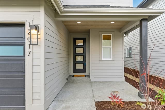 Property photo for 12017 44th Avenue S, Tukwila photo 2