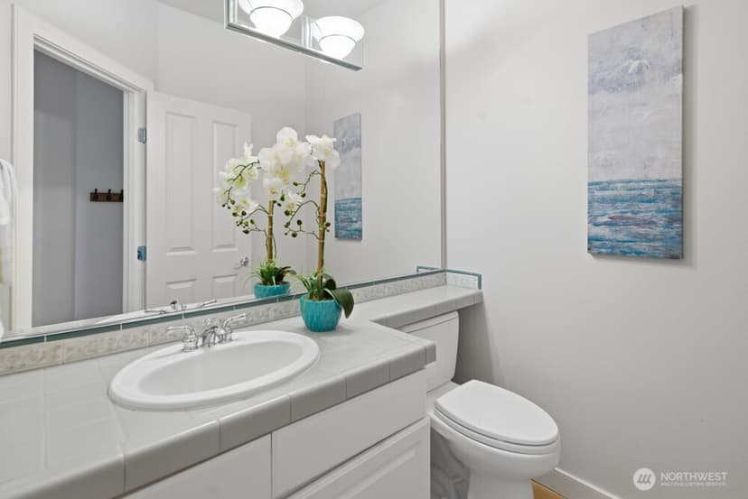 Property photo for 120 Newport Way NW #9, Issaquah photo 22