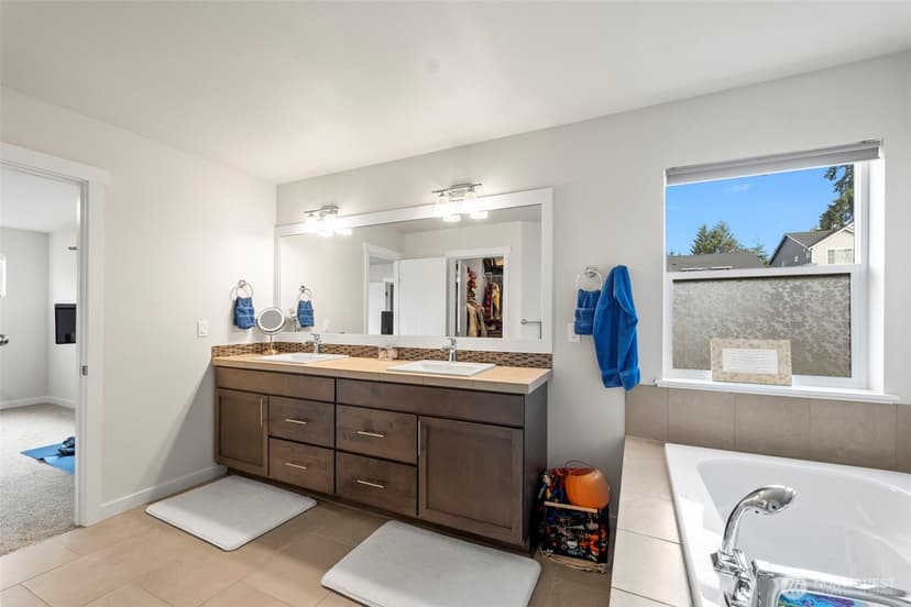 Property photo for 11349 Maple Tree Place NW, Silverdale photo 17