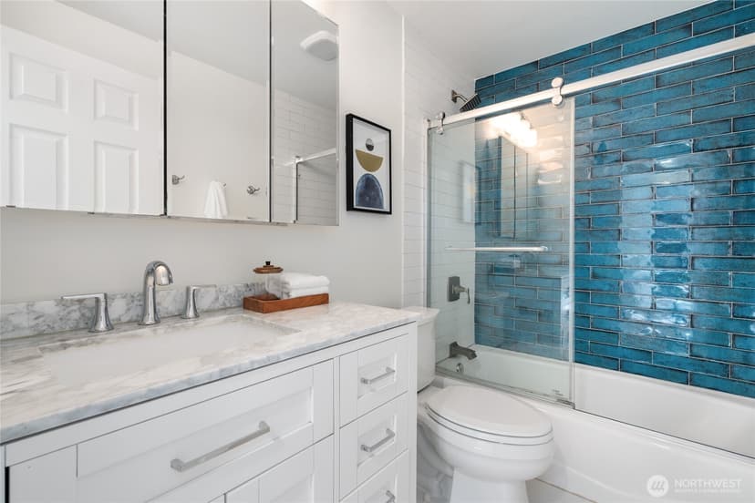 Property photo for 22013 SE 33rd Street, Sammamish photo 24