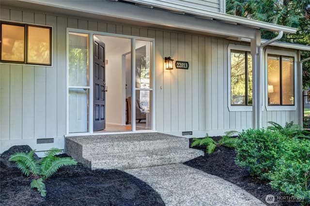 Property photo for 22013 SE 33rd Street, Sammamish photo 2