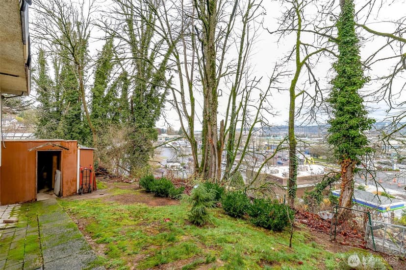 Property photo for 98 Hardie Avenue SW, Renton photo 5