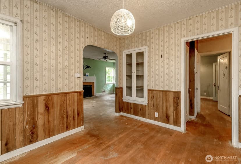 Property photo for 98 Hardie Avenue SW, Renton photo 14