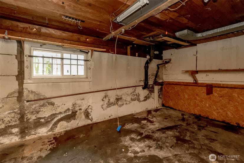 Property photo for 98 Hardie Avenue SW, Renton photo 21