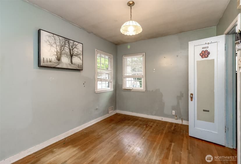 Property photo for 98 Hardie Avenue SW, Renton photo 17
