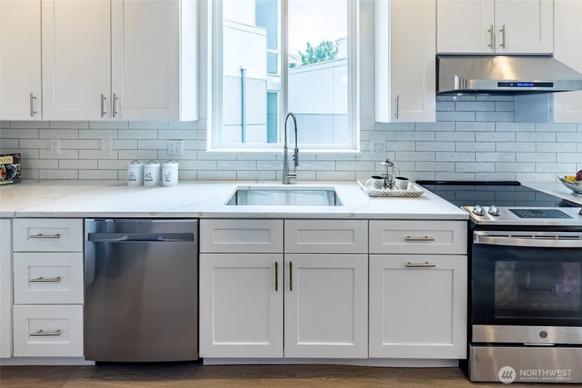 Property photo for 1015 Sturgus Avenue S #A, Seattle photo 16