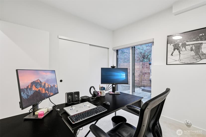 Property photo for 9302 Sturtevant Avenue S, Seattle photo 6