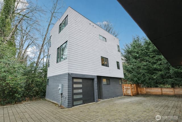 Property photo for 9302 Sturtevant Avenue S, Seattle