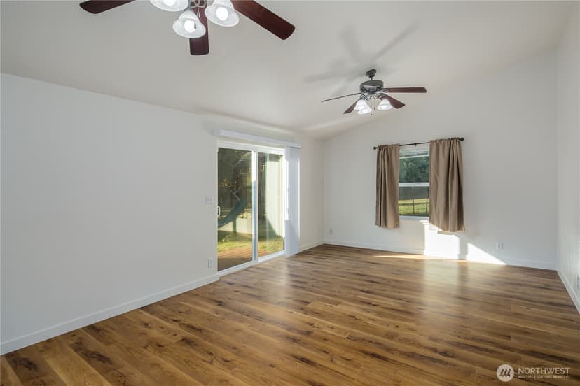Property photo for 10811 138th Street NE, Arlington photo 21