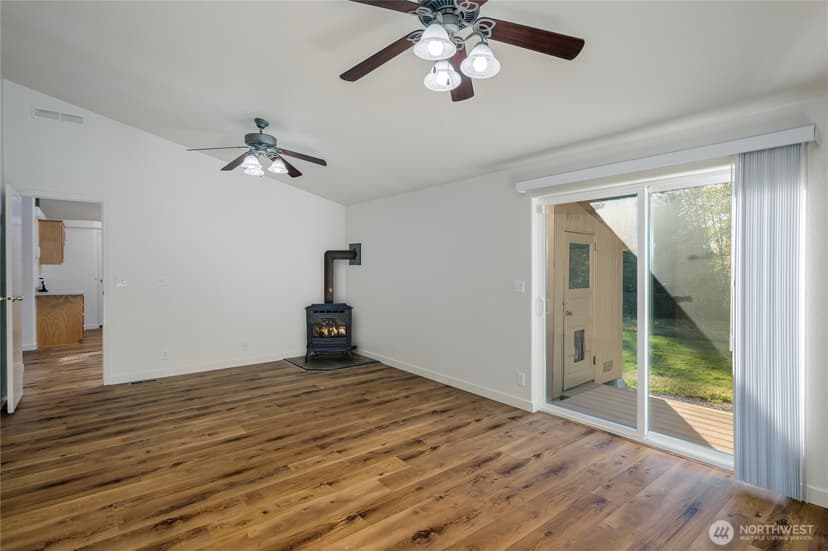 Property photo for 10811 138th Street NE, Arlington photo 20