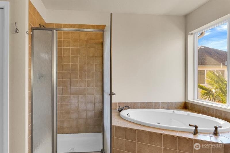 Property photo for 4256 65th Avenue Ct E, Fife photo 17