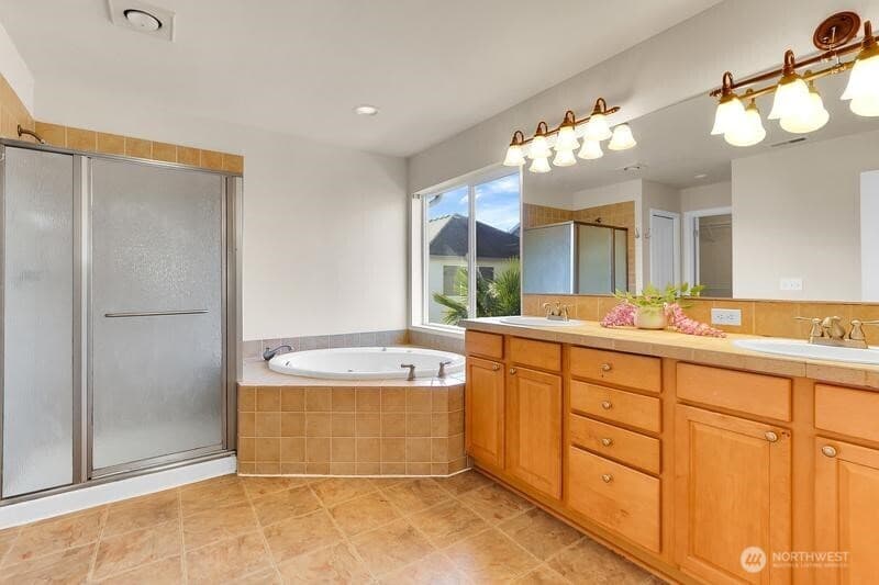Property photo for 4256 65th Avenue Ct E, Fife photo 16