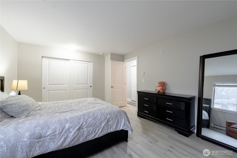 Property photo for 15415 35th Avenue W #F204, Lynnwood photo 23