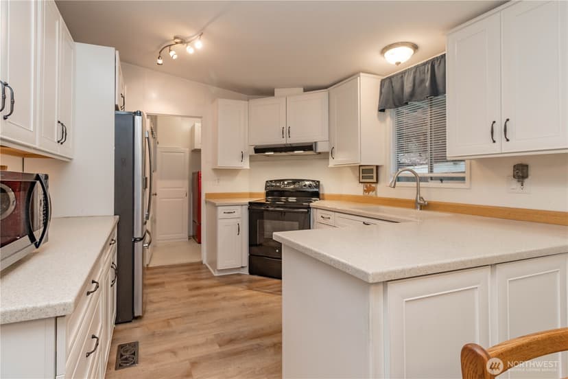 Property photo for 900 29th Street SE #D-11, Auburn photo 13