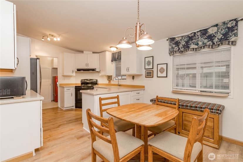 Property photo for 900 29th Street SE #D-11, Auburn photo 8