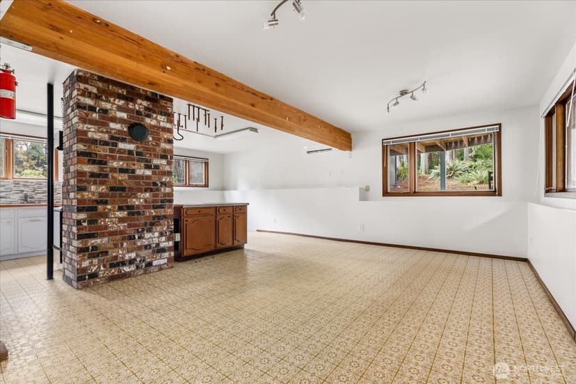 Property photo for 4282 Witter Road, Langley photo 32