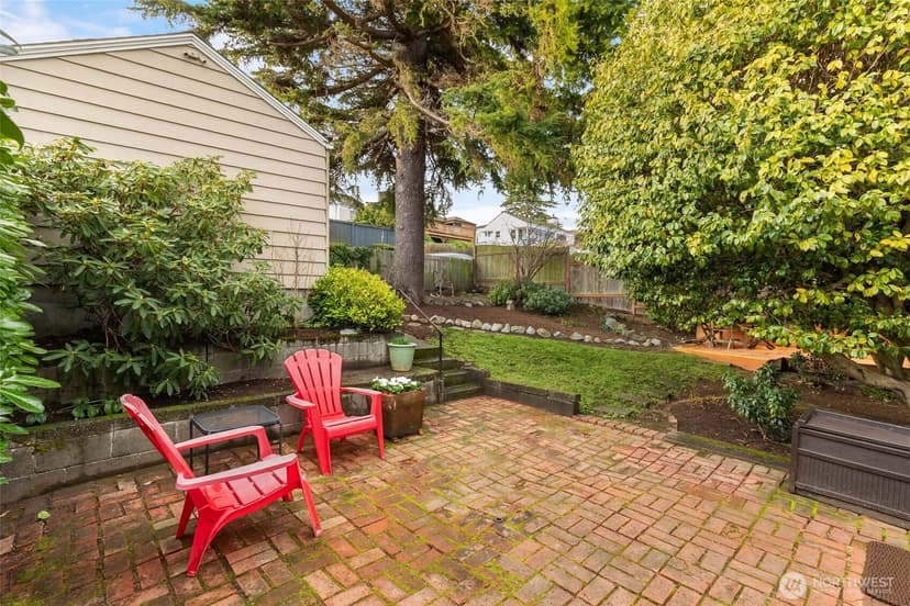 Property photo for 1947 34th Avenue W, Seattle photo 25