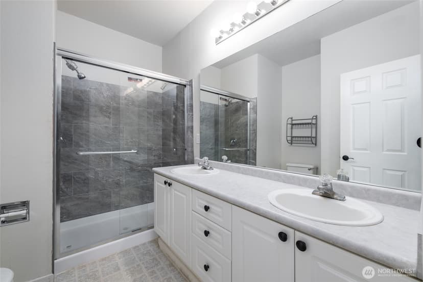 Property photo for 16125 Juanita-Woodinville Way NE #805, Bothell photo 26
