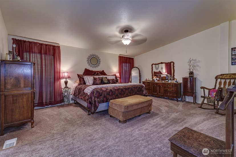 Property photo for 24028 Vinland Terrace NW, Poulsbo photo 34