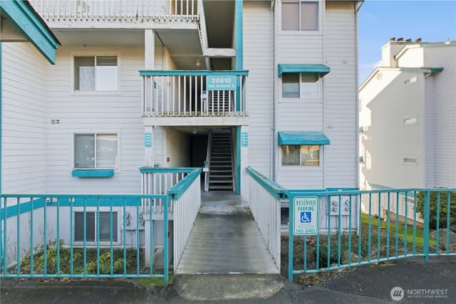 Property photo for 28610 16th Avenue S #303, Federal Way photo 3