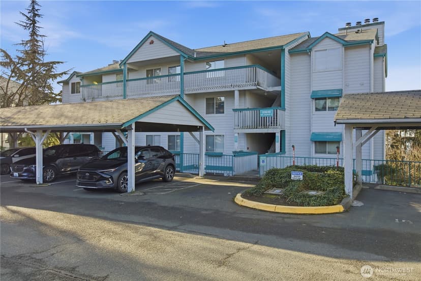 Property photo for 28610 16th Avenue S #303, Federal Way