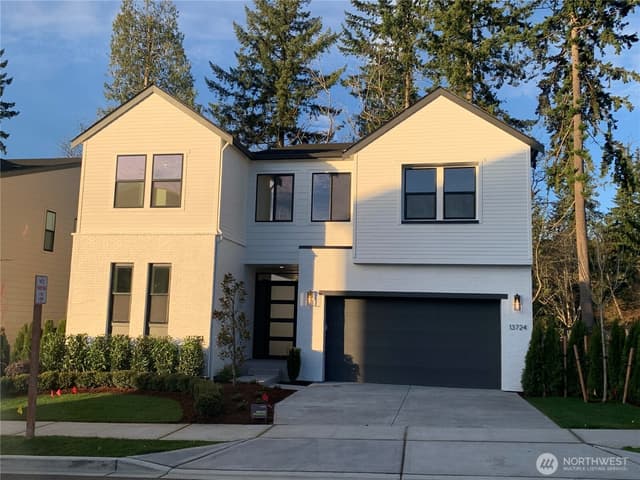 Property photo for 13724 SE 84th Street, Newcastle