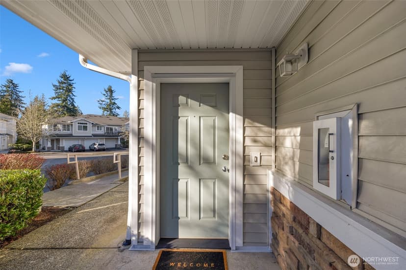 Property photo for 14007 69th Drive SE #R2, Snohomish photo 3