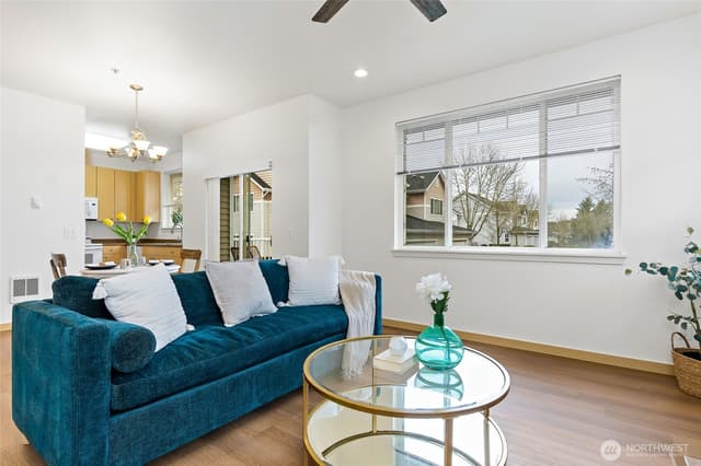 Property photo for 6129 Lindsay Drive SE #C8, Auburn photo 5
