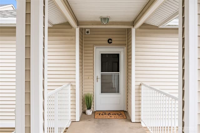Property photo for 6129 Lindsay Drive SE #C8, Auburn photo 2