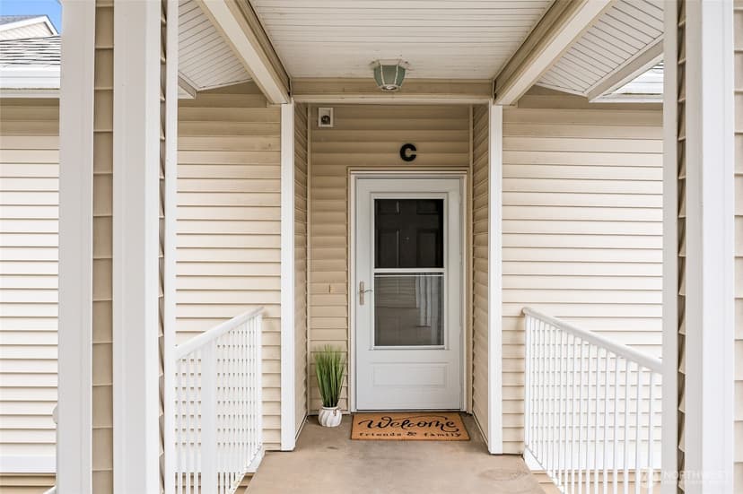 Property photo for 6129 Lindsay Drive SE #C8, Auburn photo 2