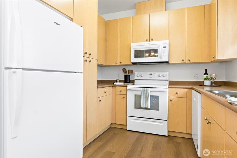 Property photo for 6129 Lindsay Drive SE #C8, Auburn photo 13