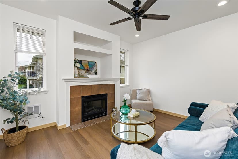 Property photo for 6129 Lindsay Drive SE #C8, Auburn photo 3