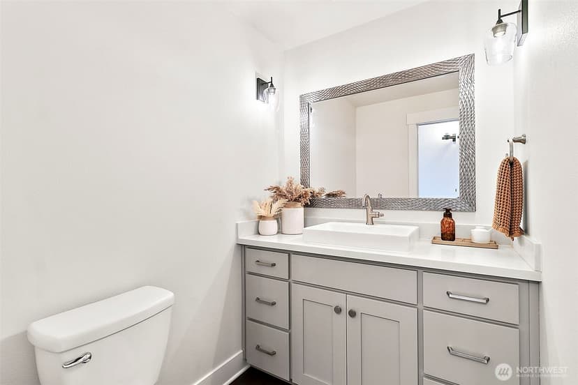 Property photo for 4717 127th Avenue E, Edgewood photo 18