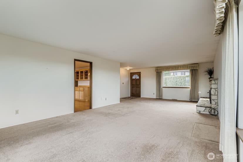 Property photo for 5215 S 164th Street, Tukwila photo 3