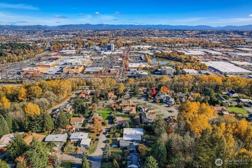 Property photo for 5215 S 164th Street, Tukwila photo 8