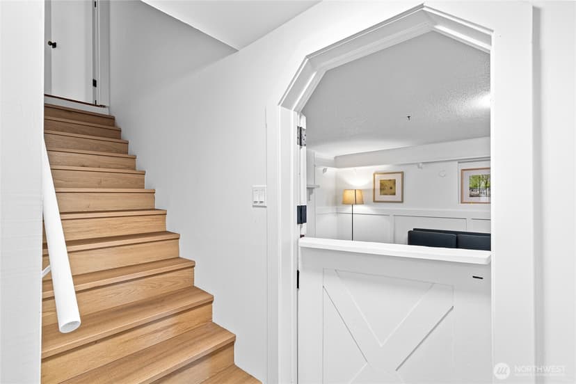 Property photo for 11721 24th Avenue NE, Seattle photo 21